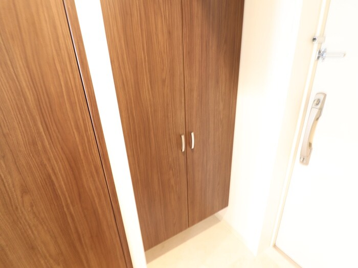 物件内観写真16　(靴箱)