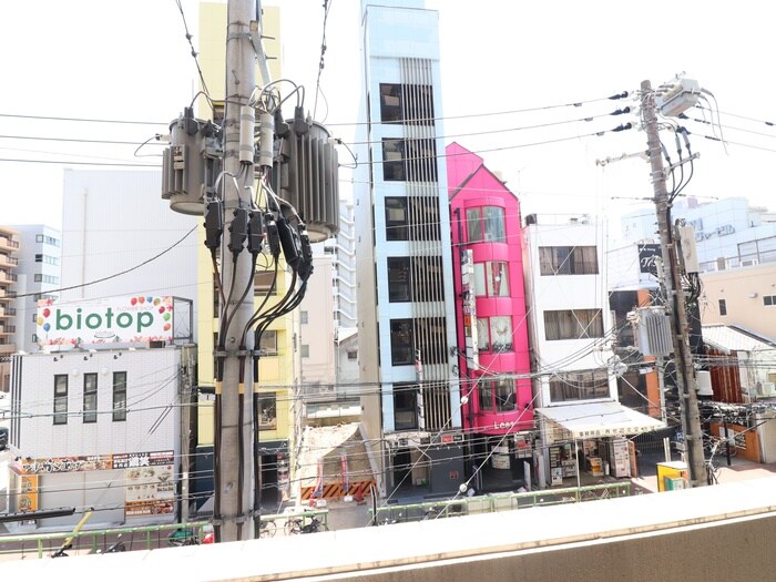 物件内観写真21　(室内からの展望)