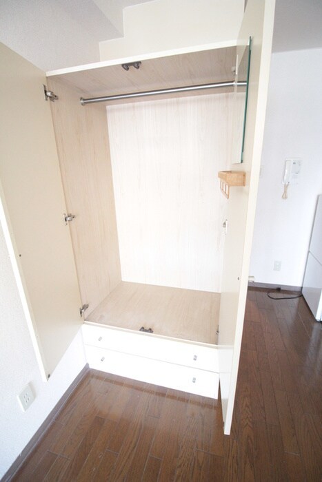 物件内観写真16　(収納)