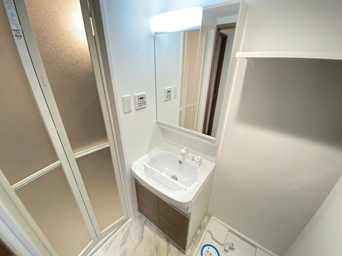 物件内観写真12　(洗面)