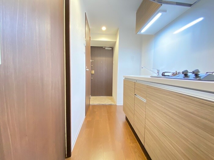 物件内観写真17　(廊下)