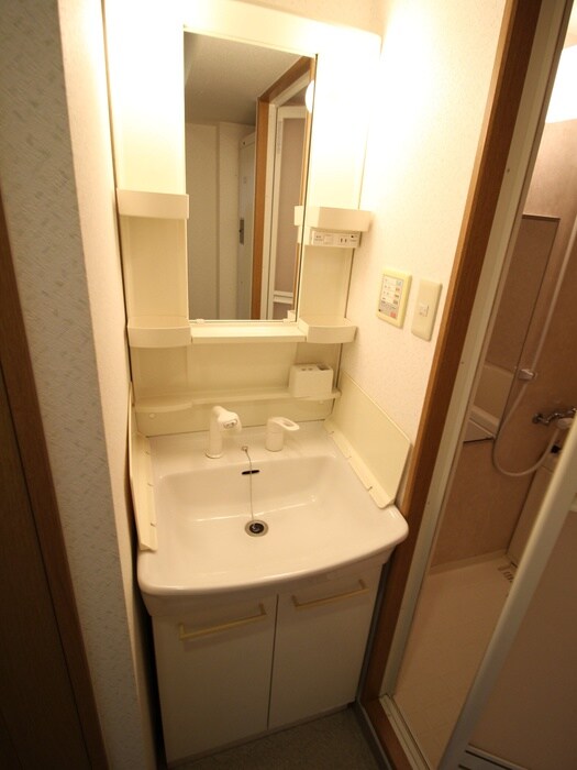 物件内観写真12　(洗面)