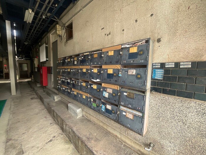 物件外観写真4　(建物設備)