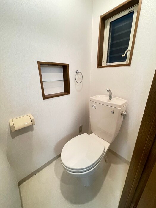 物件内観写真11　(トイレ)