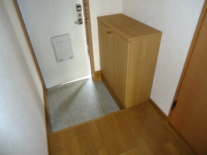 物件内観写真14　(靴箱)