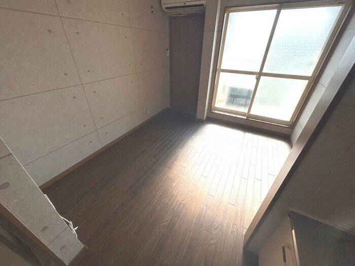 物件内観写真11　(居室)