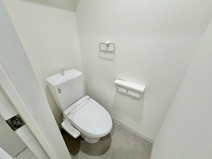 物件内観写真5　(トイレ)