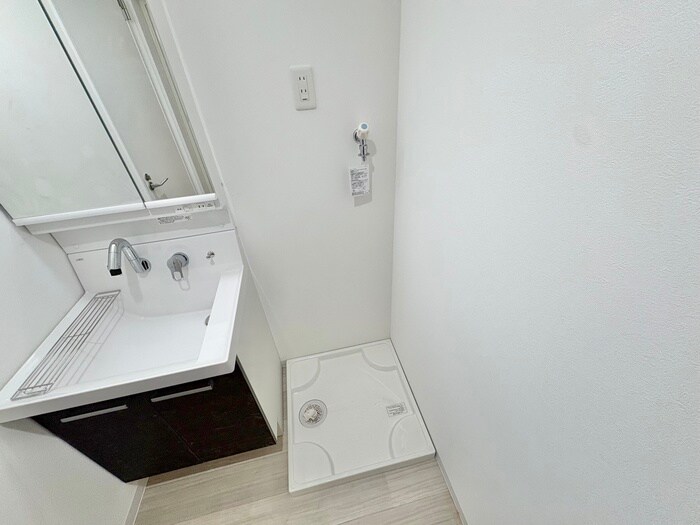 物件内観写真7　(洗濯機置場)