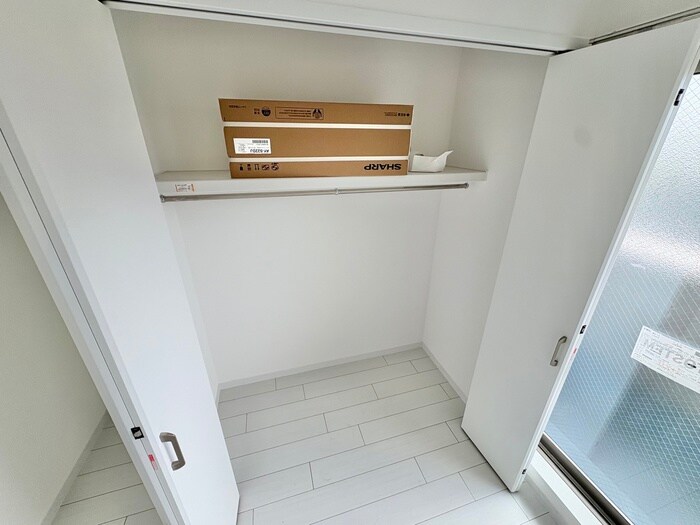 物件内観写真13　(収納)