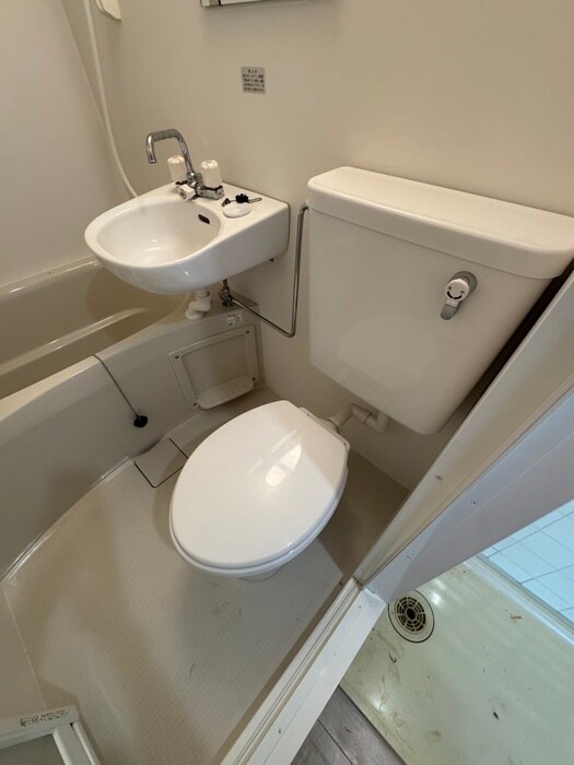 物件内観写真9　(トイレ)