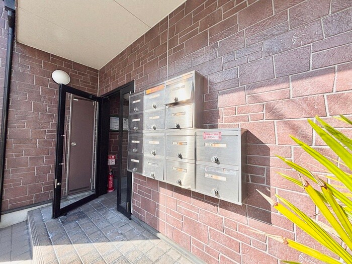 物件外観写真6　(建物設備)