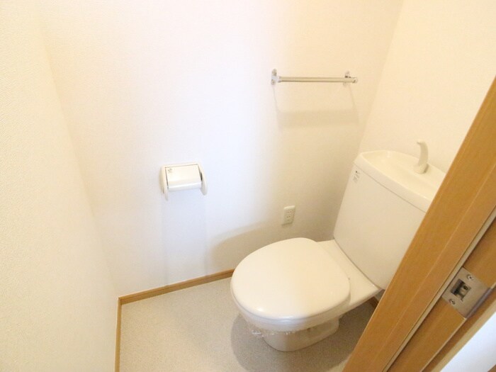 物件内観写真10　(トイレ)