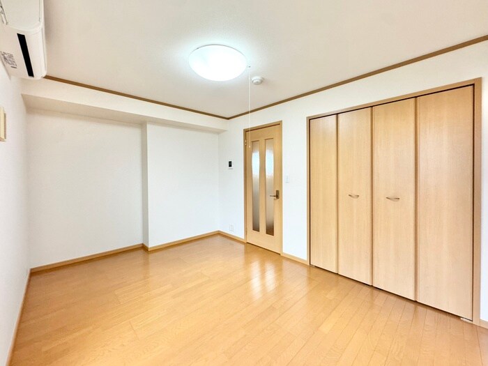 物件内観写真14　(居室)