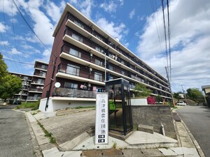 高津橋農住団地E棟外観写真