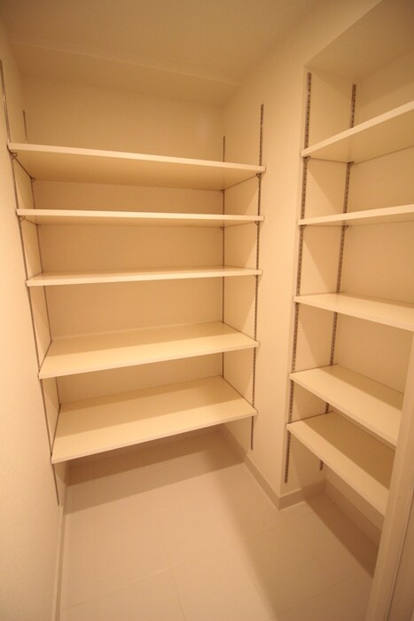 物件内観写真12　(靴箱)