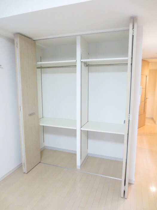 物件内観写真13　(収納)