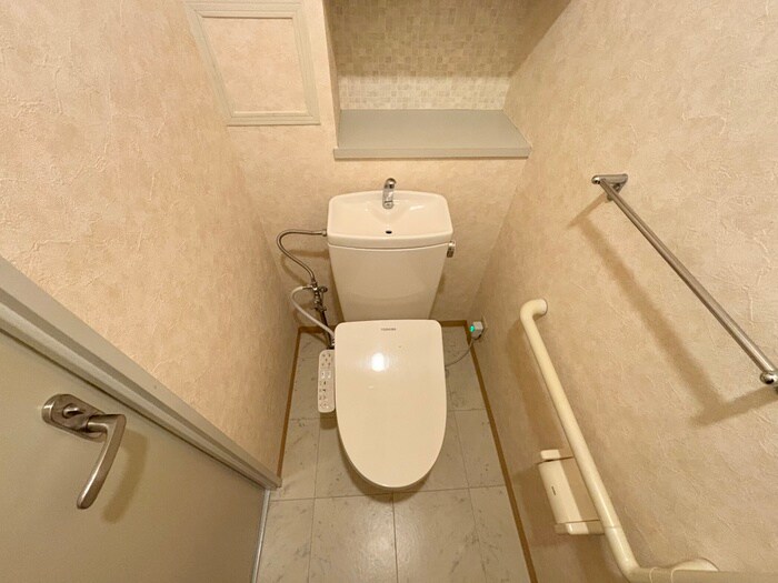 物件内観写真10　(トイレ)