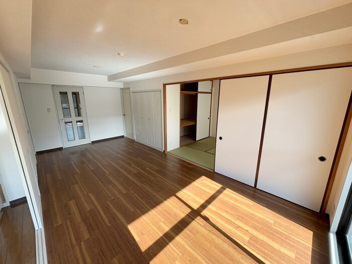 物件内観写真18　(居室)