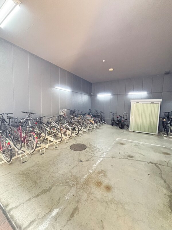 駐輪場
