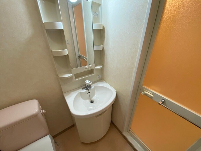 物件内観写真10　(洗面)