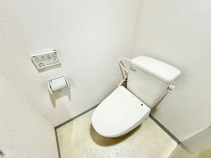 物件内観写真11　(トイレ)