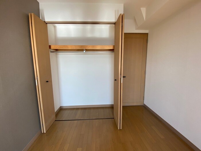 物件内観写真16　(収納)