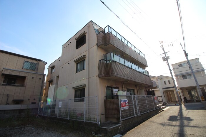 物件外観写真6　(外観写真)