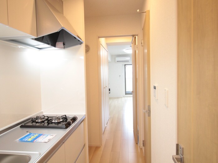 物件内観写真7　(玄関)