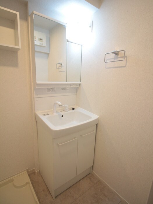 物件内観写真12　(洗面)