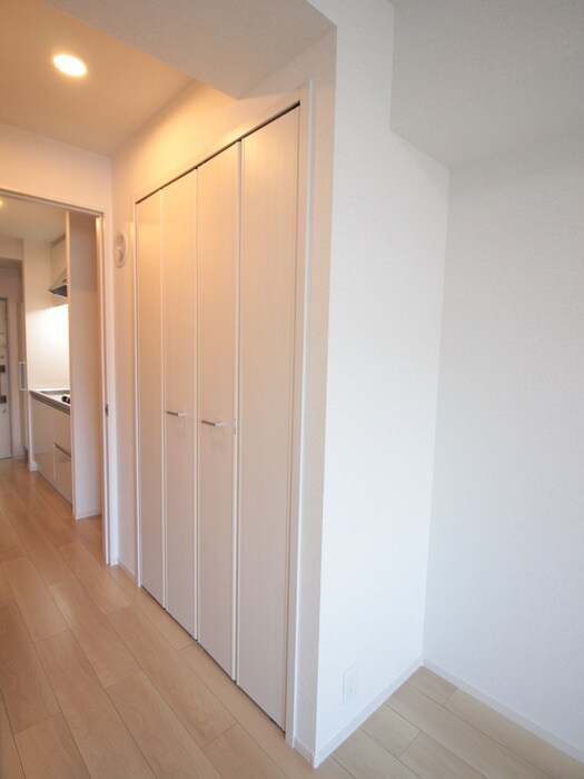 物件内観写真15　(収納)