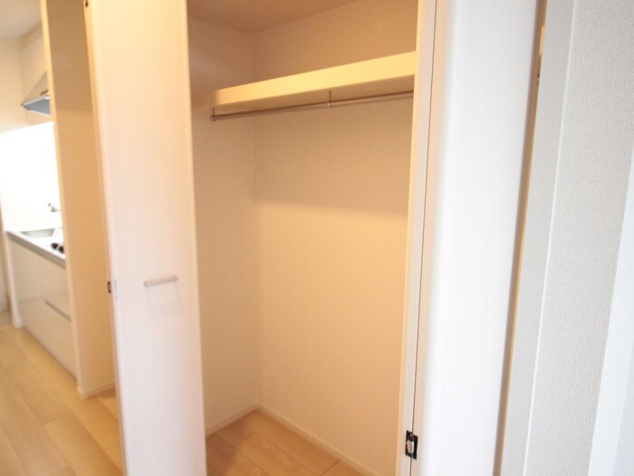 物件内観写真16　(収納)