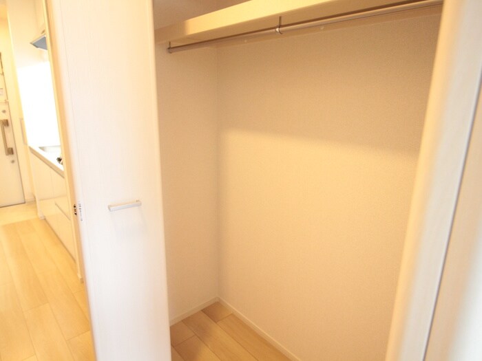 物件内観写真18　(収納)