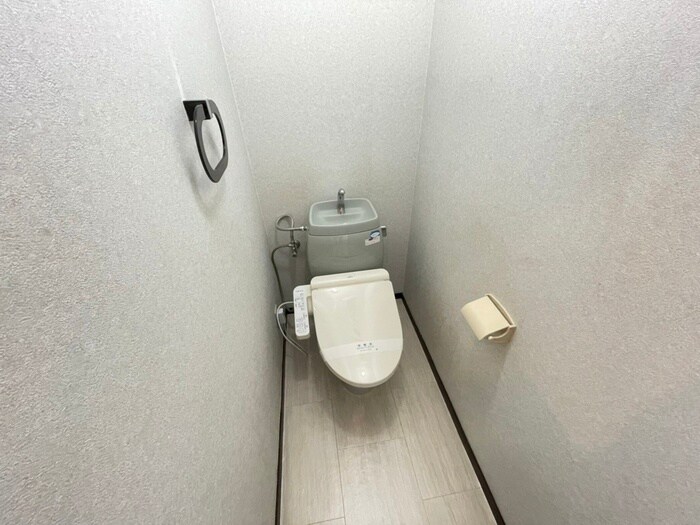 物件内観写真14　(トイレ)