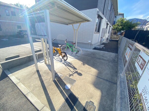 駐輪場