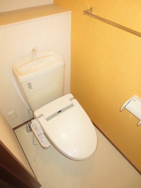 物件内観写真12　(トイレ)