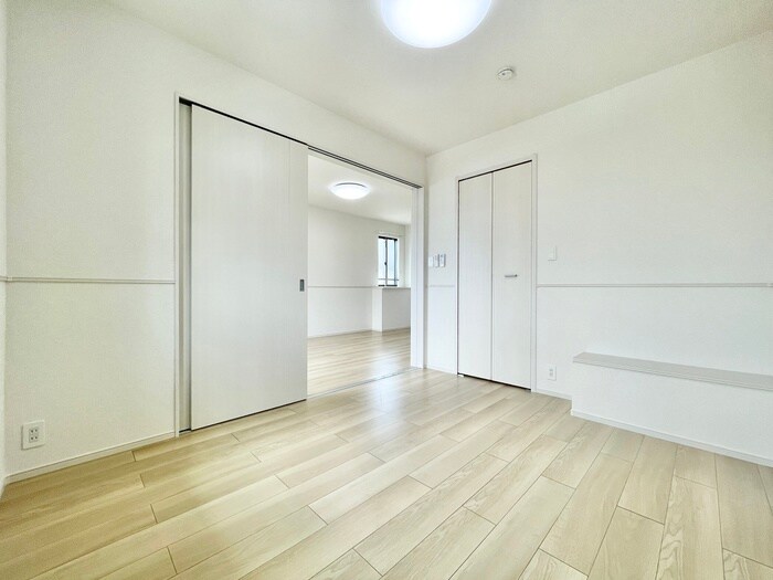 物件内観写真13　(居室)