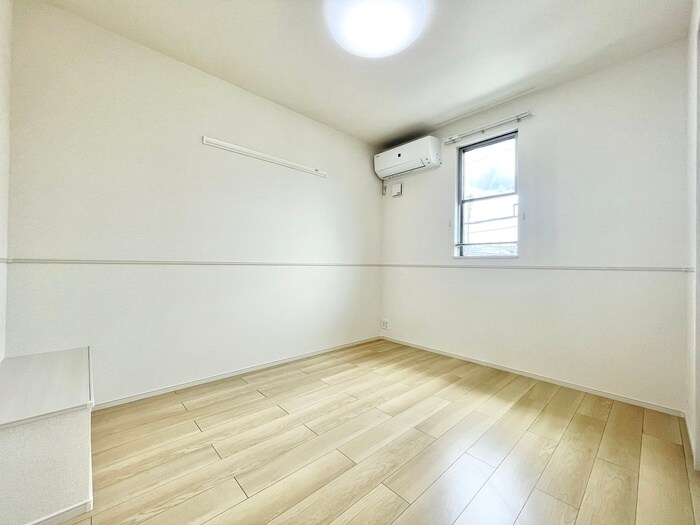 物件内観写真14　(居室)