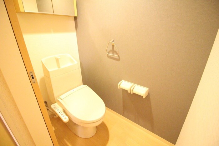 物件内観写真12　(トイレ)