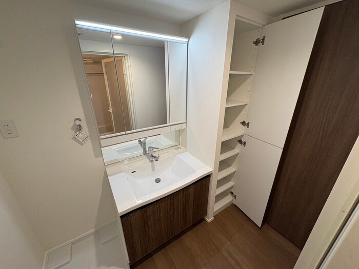 物件内観写真12　(洗面)