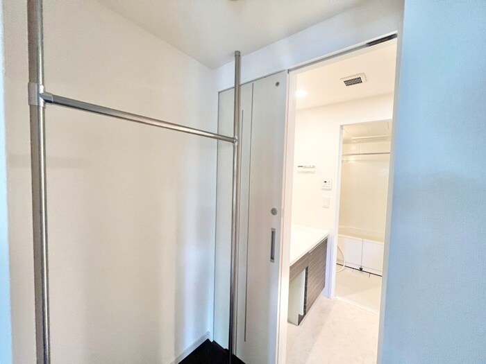 物件内観写真11　(居室)