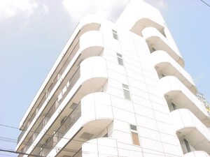 新栄プロパティー住道外観写真