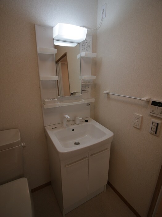 物件内観写真12　(洗面)