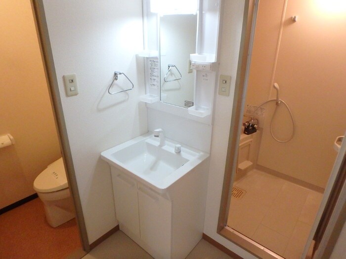 物件内観写真10　(洗面)