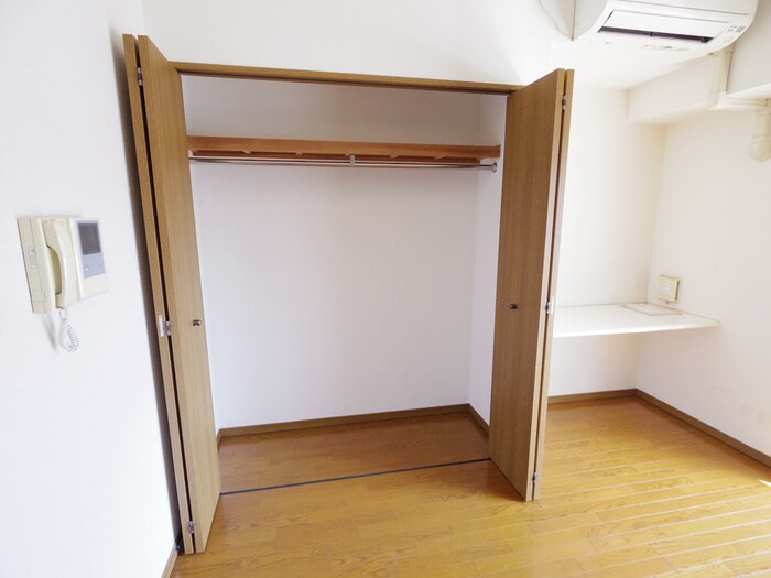 物件内観写真11　(収納)