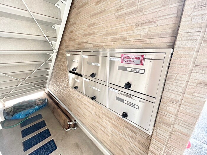 物件外観写真6　(建物設備)