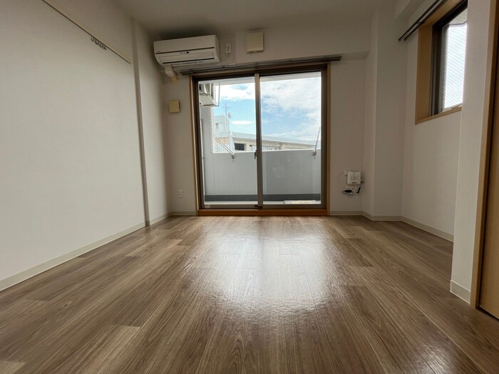 物件内観写真12　(居室)