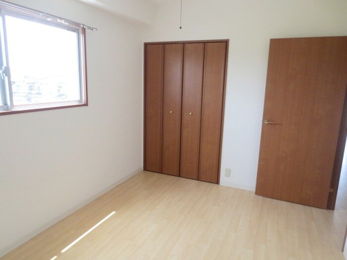 物件内観写真19　(居室)