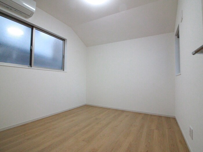 物件内観写真18　(居室)