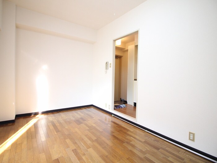 物件内観写真10　(居室)