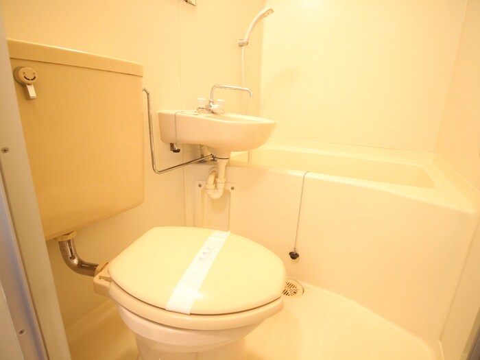 物件内観写真12　(バス／シャワールーム等)